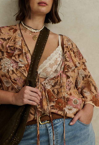 stealing-beauty-short-sleeve-blouse